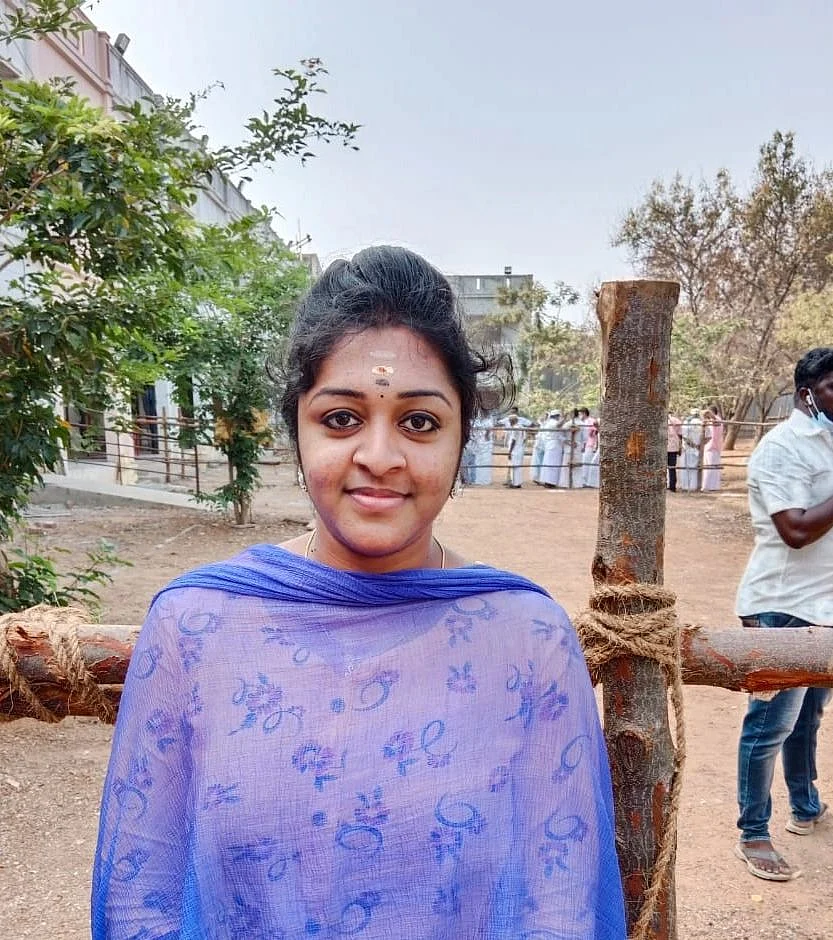 சினேகா