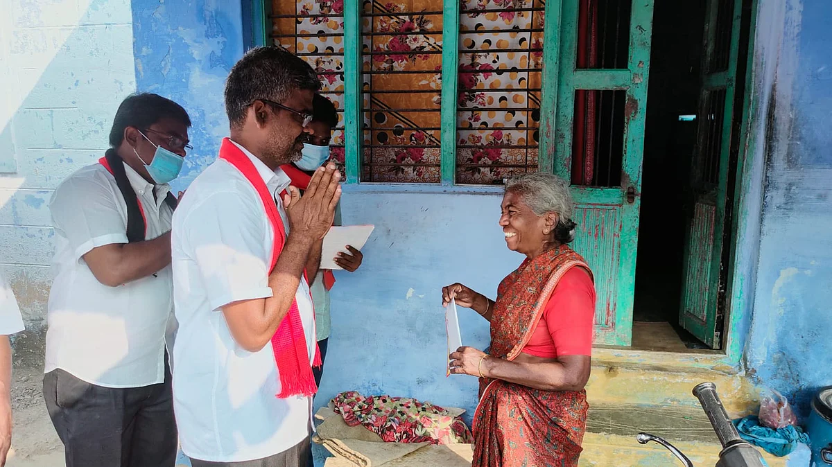 வாக்கு சேகரிக்கும் ச.சிவஞானம்