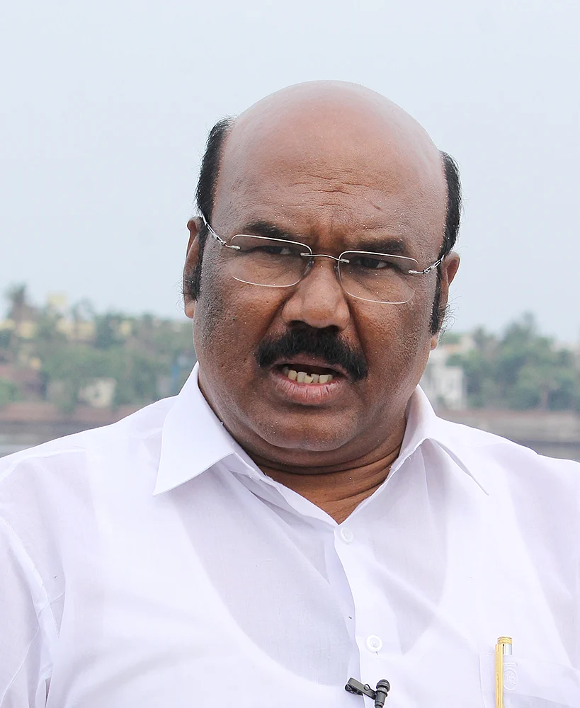 ஒன் பை டூ: பா.ஜ.க இல்லாததால், அ.தி.மு.க மிகப்பெரிய வெற்றியைப் பெறுமா?