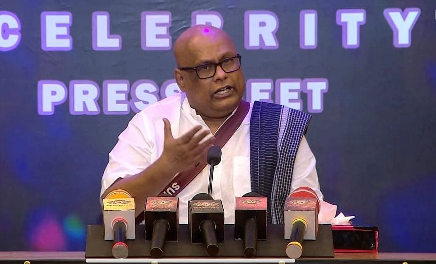 சுரேஷ்