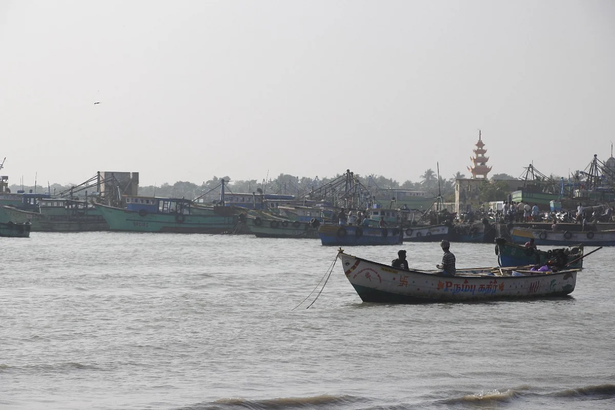 ராமேஸ்வரம் துறைமுகம்