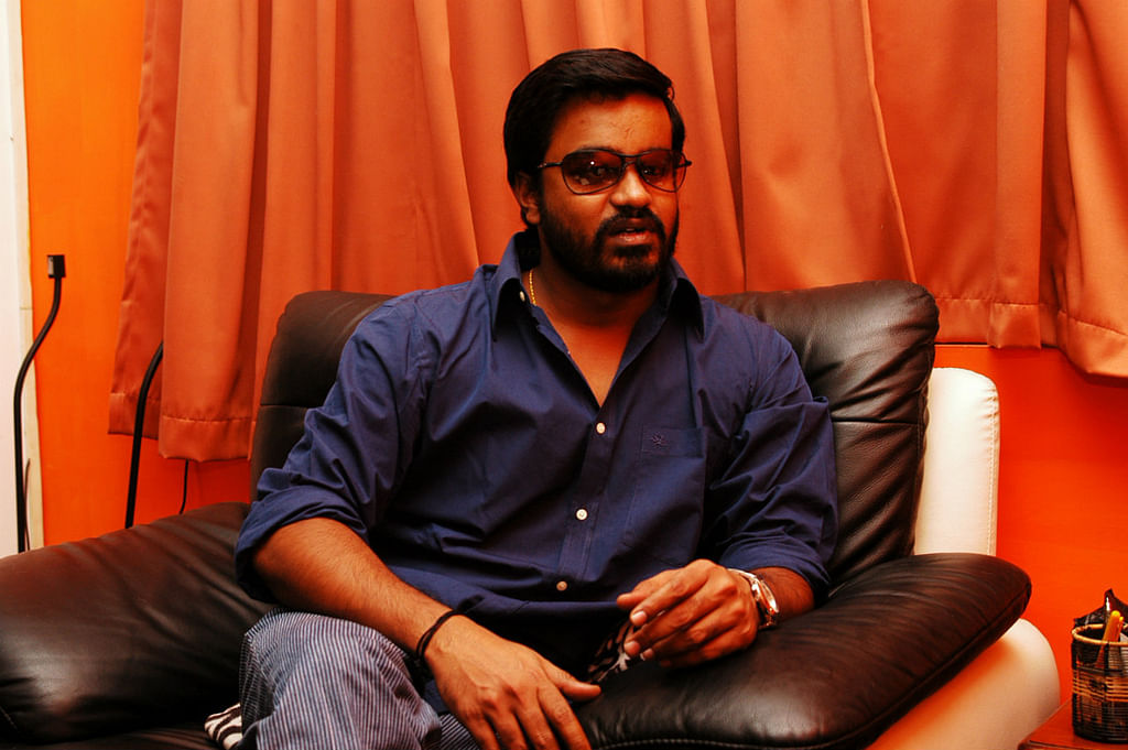 கனா காணும் காலங்கள் - செல்வராகவன்
