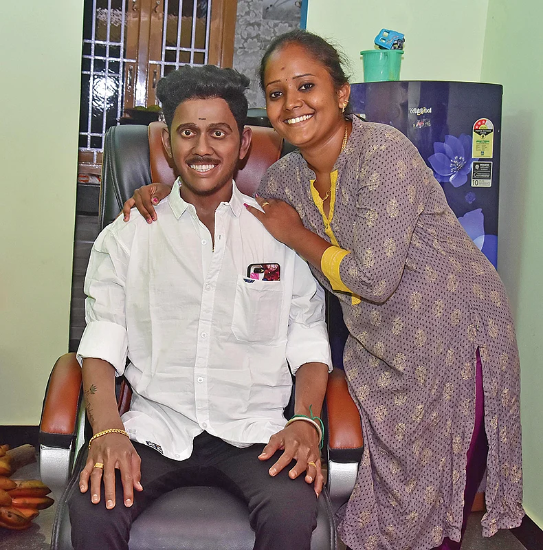 சிலையாய் வந்த தாய்மாமன்!