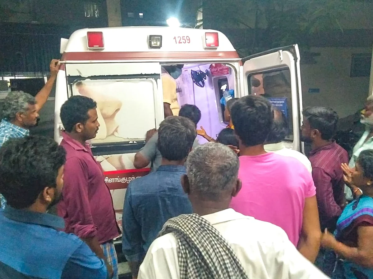 அரசு மருத்துவமனையில் திடீரென உடைந்து விழுந்த கட்டில்; காயமடைந்த பச்சிளம் குழந்தை - அதிர்ச்சி சம்பவம்