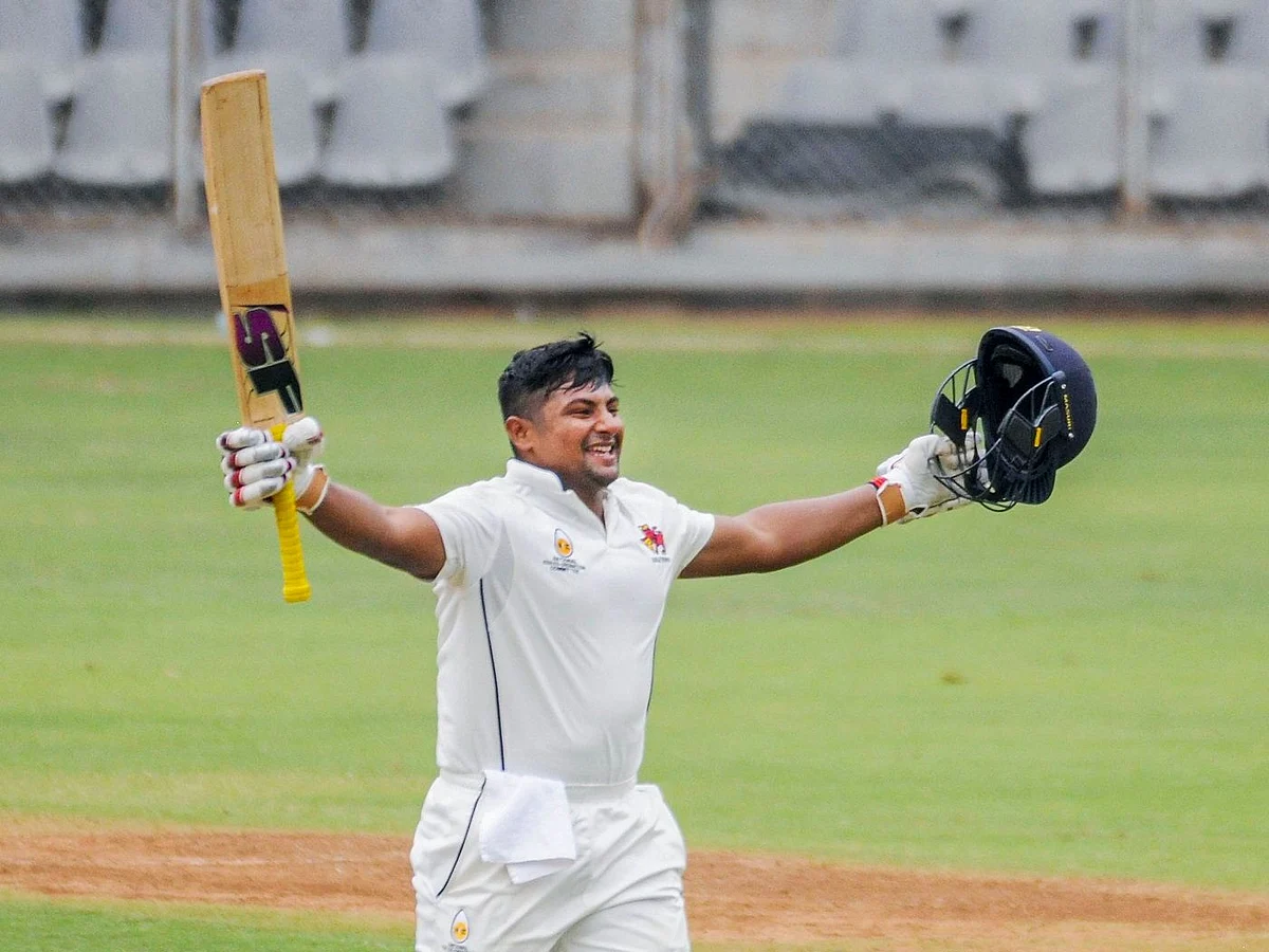 Ranji Trophy: உச்ச ஃபார்மில் சர்ஃபராஸ் கான்... இந்திய மிடில் ஆர்டருக்கான மற்றுமொரு சாய்ஸா?