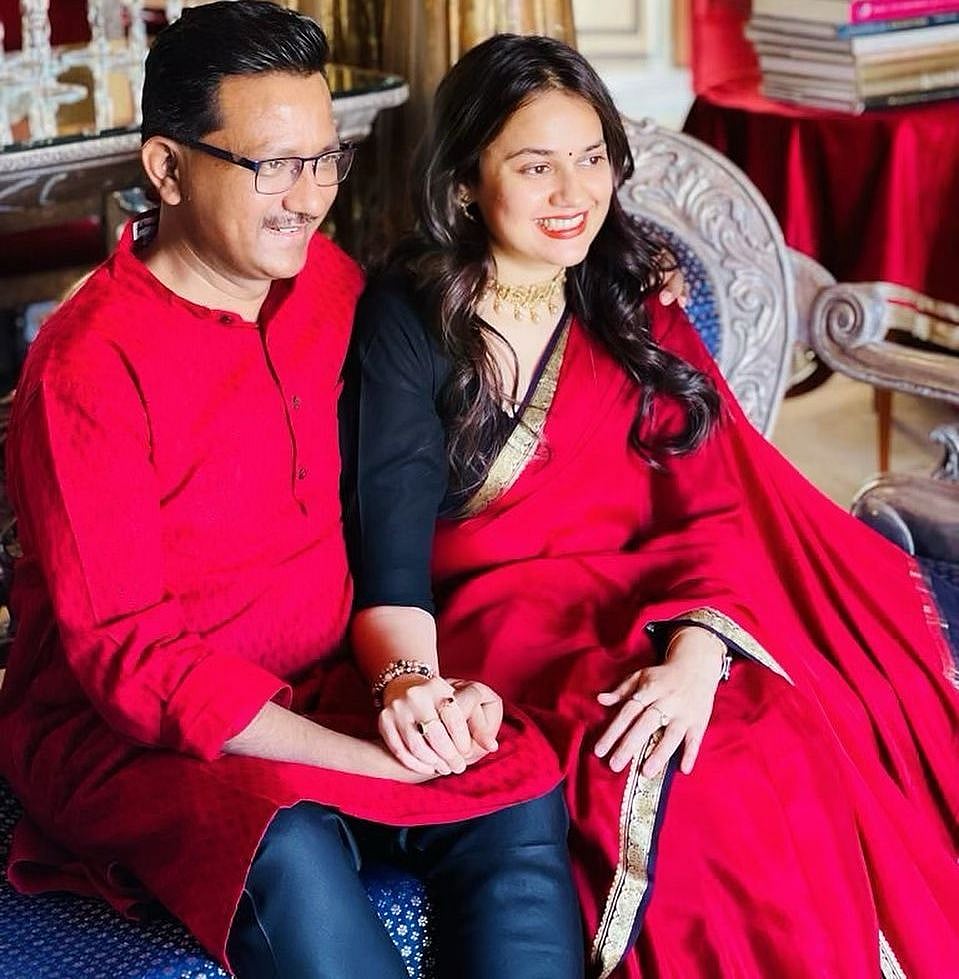 Tina Dabi : ``நீ தந்த சிரிப்பை நான் அணிந்திருக்கிறேன்