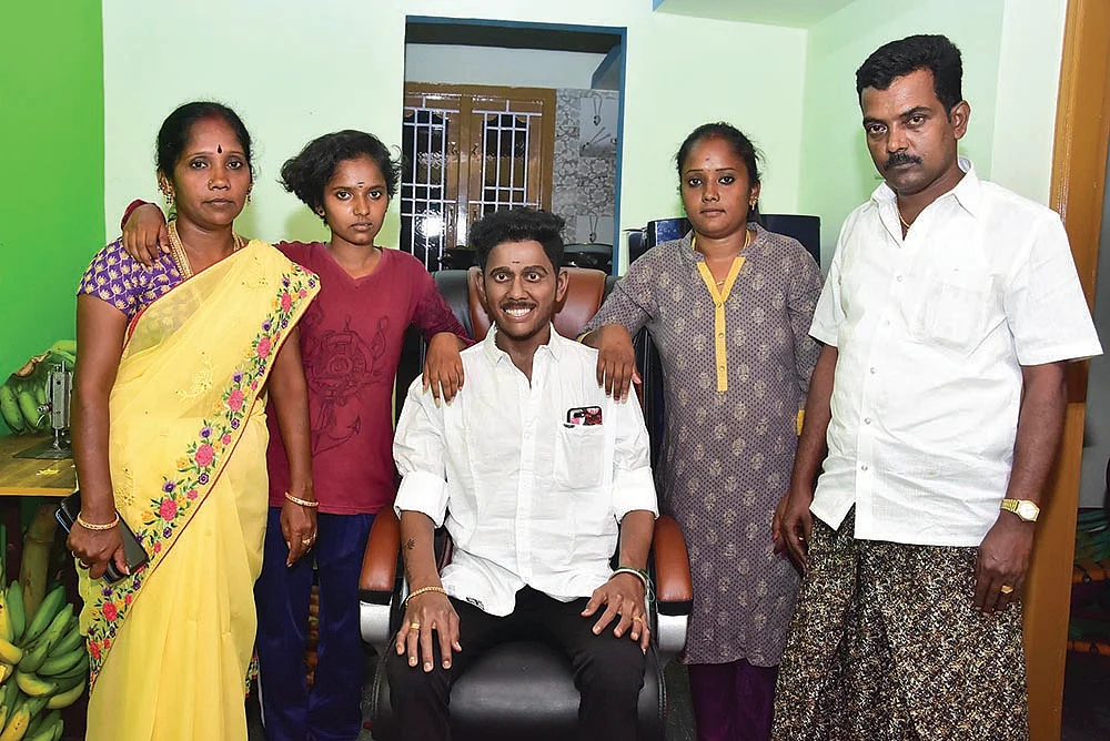 சிலையாய் வந்த தாய்மாமன்!