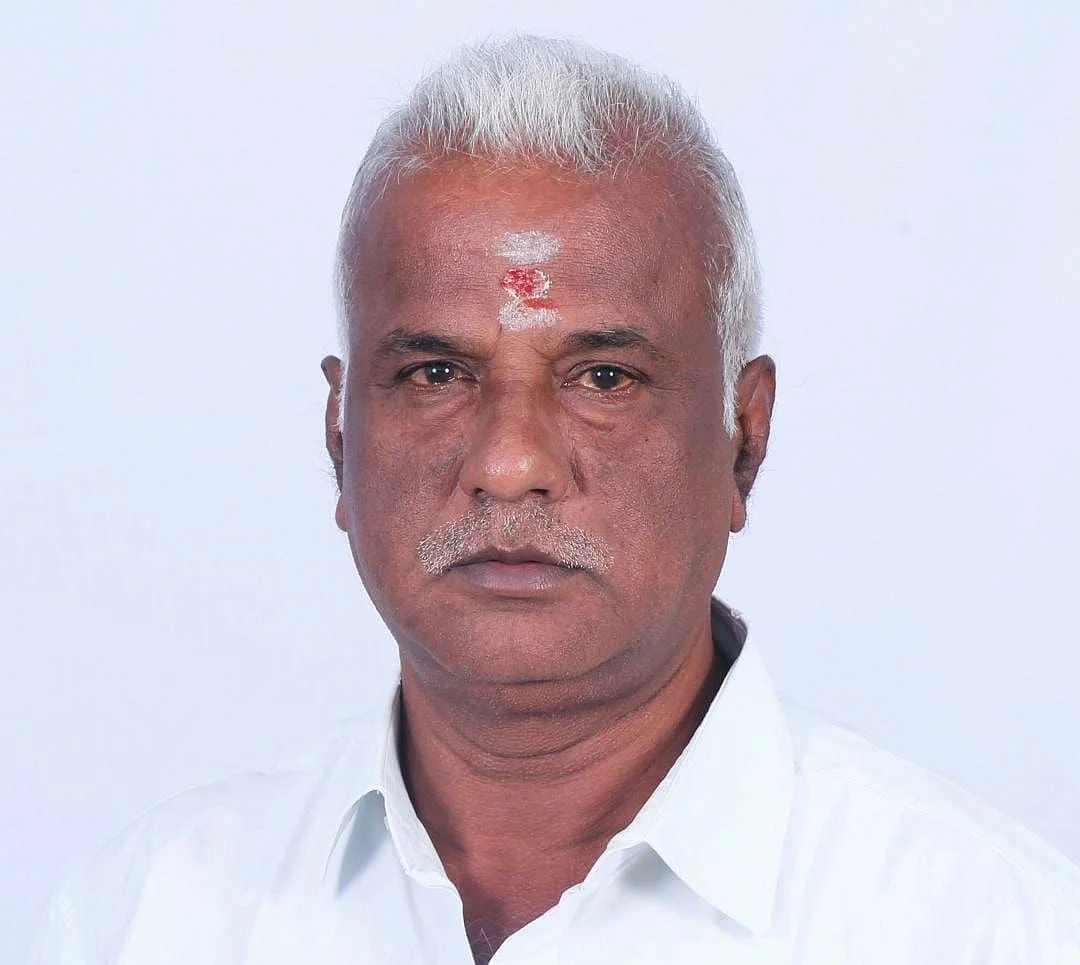 நகராட்சித் தலைவர் ஜெயந்தியின் கணவர் ராதாகிருஷ்ணன்