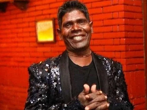 ‘Kacha Badam’ பாடகர் பூபன் பத்யாகர் தனது வாகனத்தை சுவரில் மோதி மருத்துவமனையில் அனுமதி!