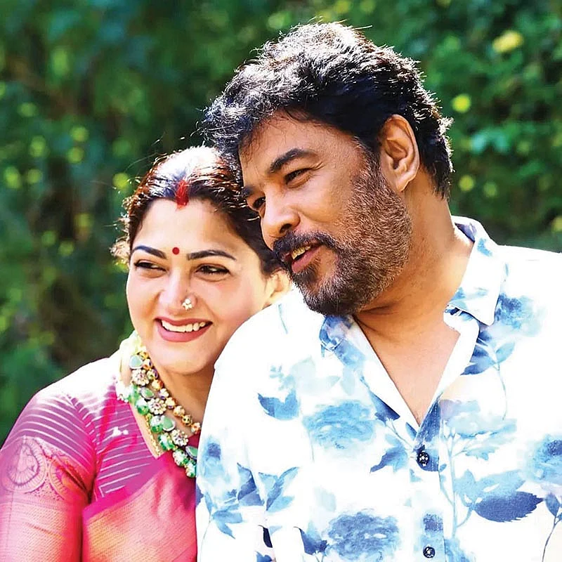 khushsundar: 22 வருஷ லவ்ஸ்...
