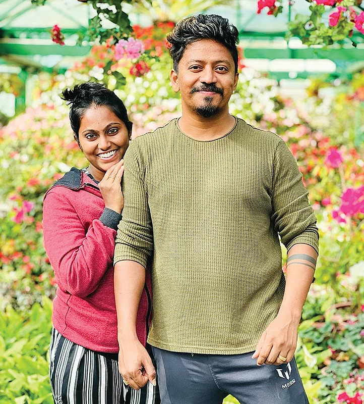 Shareபட்டா பரம்பரை: மக்களிடம் செல்வதே மகிழ்ச்சி!