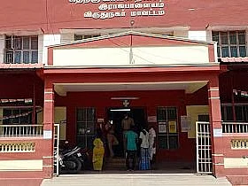முகநூல் நட்பு; மாயமான பள்ளி மாணவி... 24 மணிநேரத்தில் மீட்பு! - செல்போன் சிக்னலால் சிக்கிய இளைஞர்