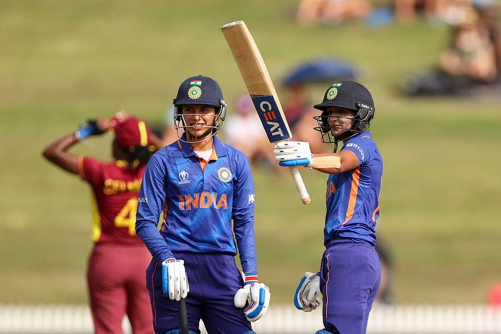 Smriti & HarmanPreet