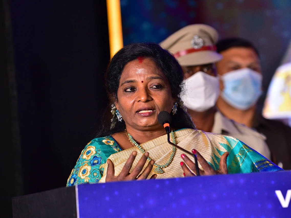 `முதல் பேட்டிக்காகக் காத்திருந்தது இன்னும் நினைவிருக்கிறது!' - நினைவுகூர்ந்த தமிழிசை சௌந்தரராஜன்