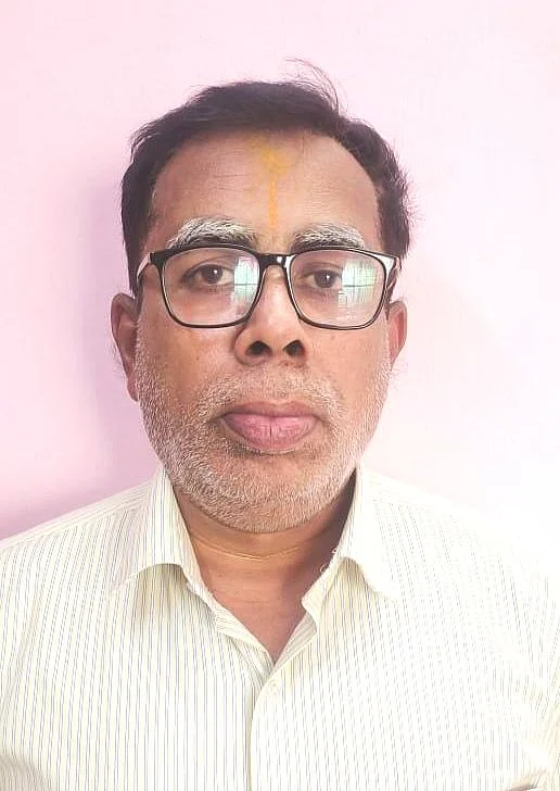 ஆசிரியர் முரளி கிருஷ்ணன்