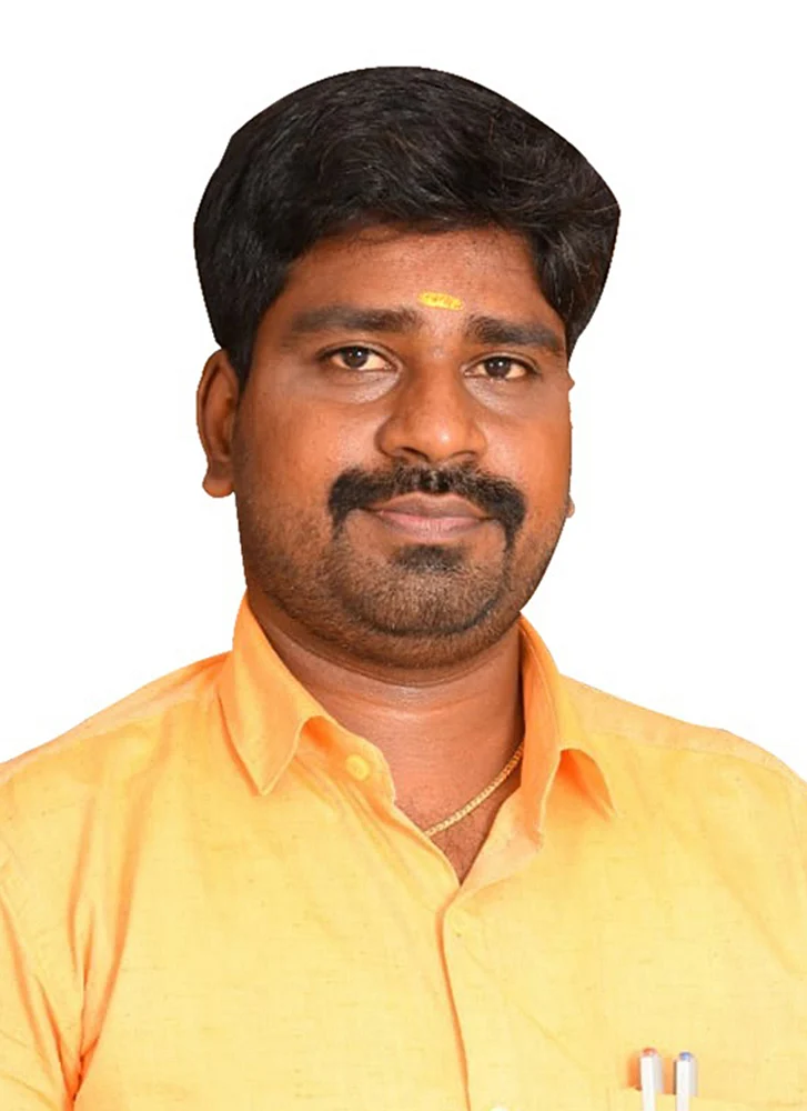 தினேஷ் குமார்