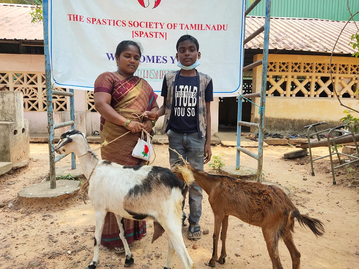 பயனாளர்கள்