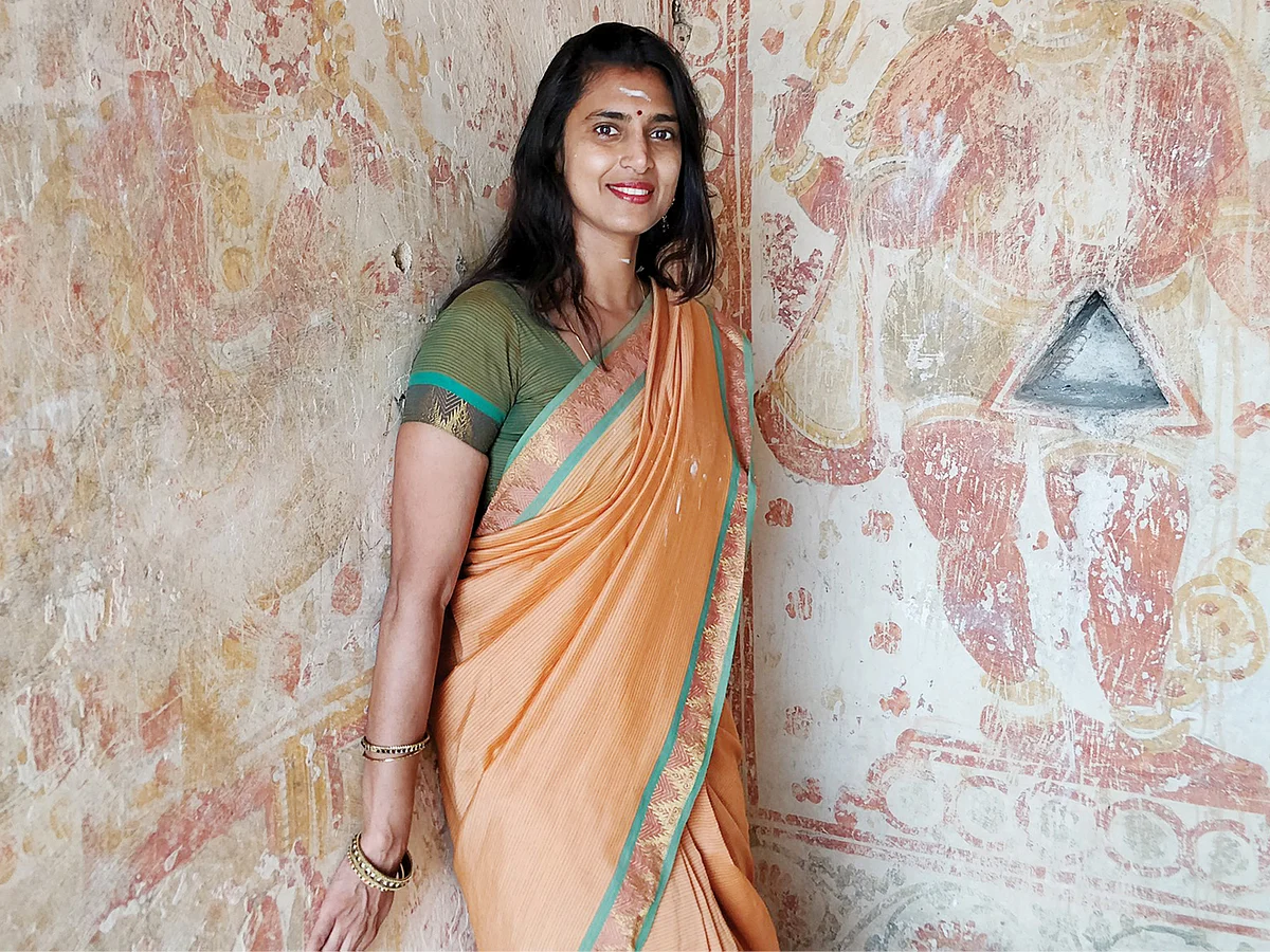 சில விஷயங்களை ஜாடை மாடையாகத்தான் சொல்ல முடியும்! - என்னமோ சொல்கிறார் கஸ்தூரி...