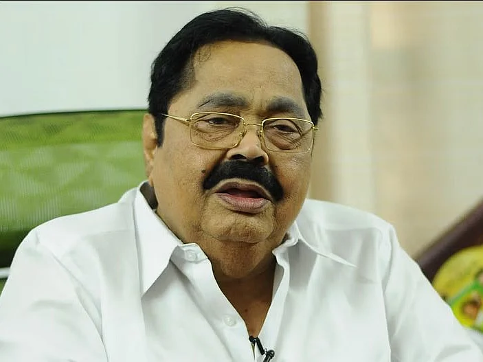 ``அதிமுக-வின் கே.பி.முனுசாமிக்கு டெண்டர் விடப்பட்டதா?" - செய்தியாளர்களிடம் விளக்கமளித்த துரைமுருகன்