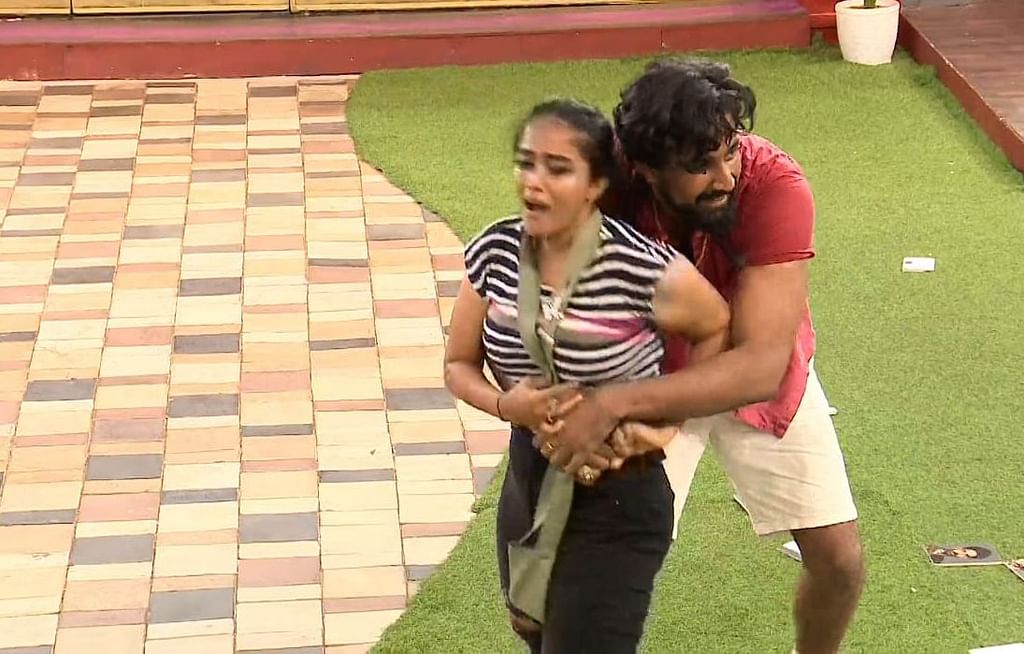 அபிராமி, நிரூப்