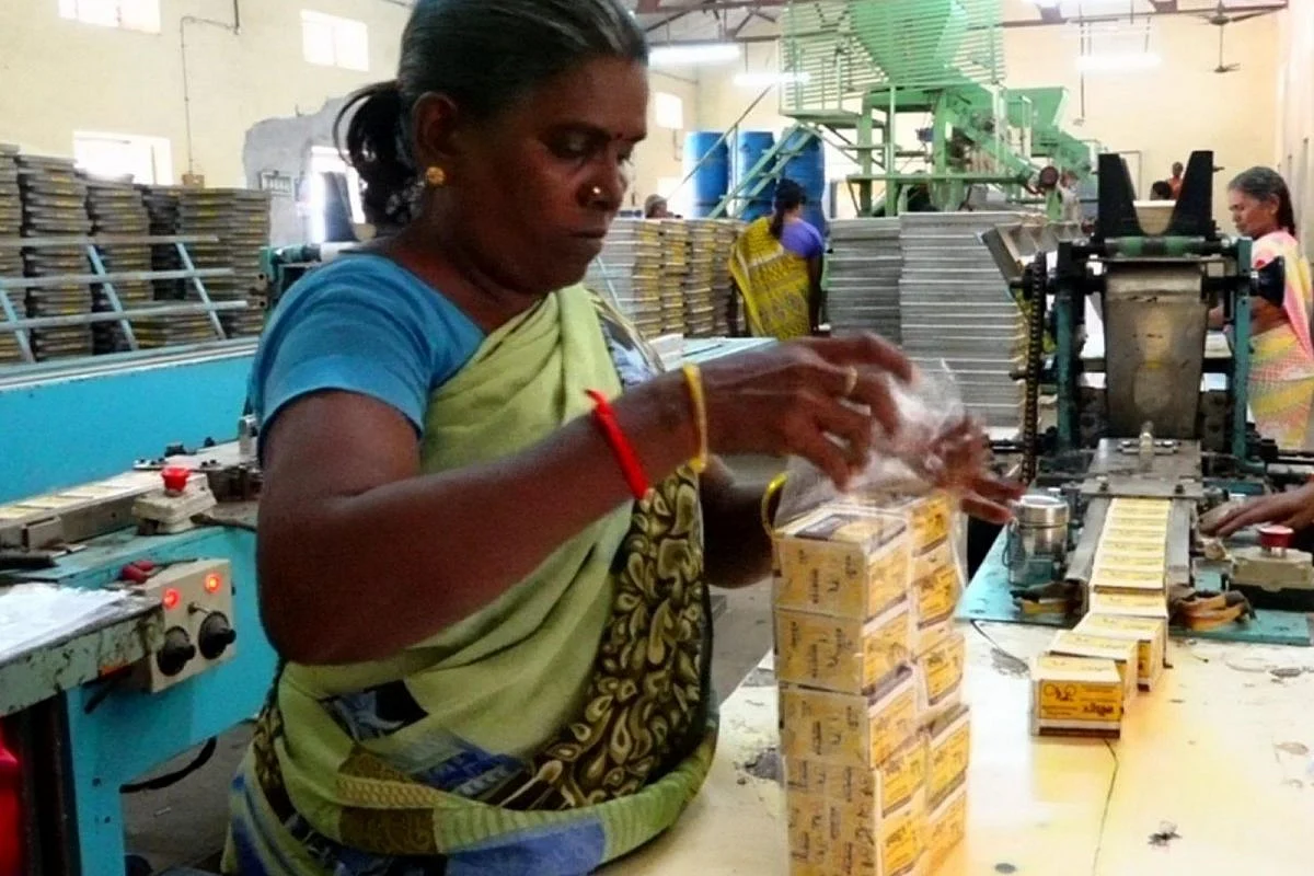 தீப்பெட்டி பண்டல்