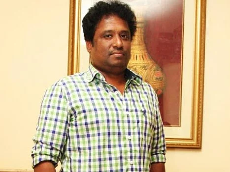 `கைமாறிய கரன்சி' -மாஜிக்களை மாட்டிவிட்டாரா பிரபல தயாரிப்பாளர்?