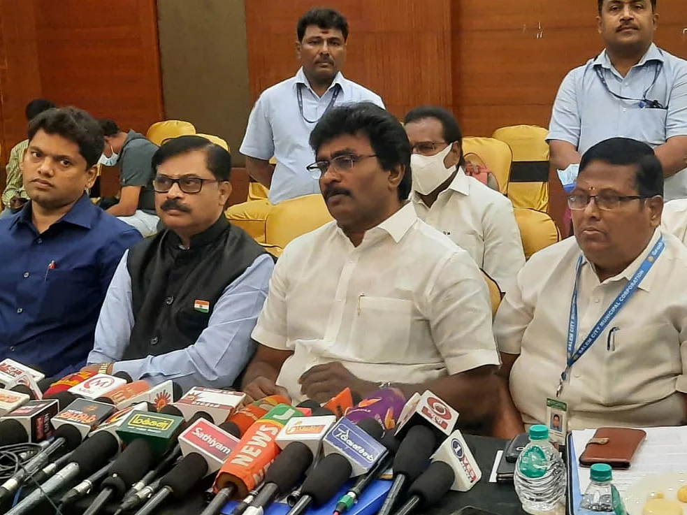 ``திருச்சி விமான நிலையத்துக்கு அடுத்தபடியாக சேலம் விமான நிலையம்" - எஸ்.ஆர்.பார்த்திபன் திட்டவட்டம்