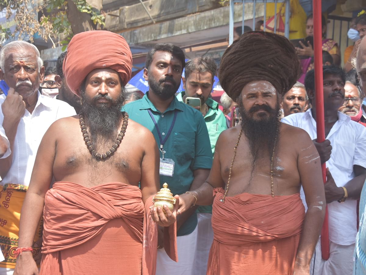 திருக்கடையூர் கோயில் கும்பாபிஷேகம்: தருமை ஆதீனம் குருலிங்க சங்கமப் பாதயாத்திரை தொடக்கம்!    