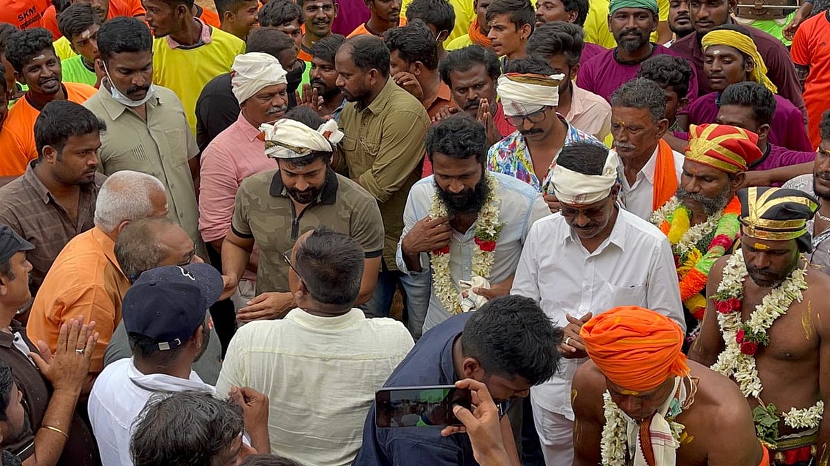 `வாடிவாசல்' அப்டேட்: சூர்யாவின் பிறந்தநாளுக்கு வெற்றிமாறன் கொடுக்கும் ஸ்பெஷல் கிஃப்ட்! |  Exclusive