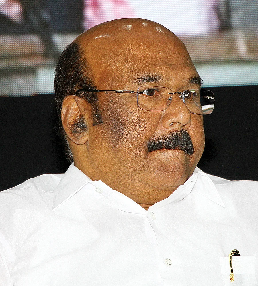 மிஸ்டர் கழுகு: இது உங்களுக்கு தேவையில்லாத வேலை! - ஜெயக்குமாரிடம் பன்னீர் காட்டம்...