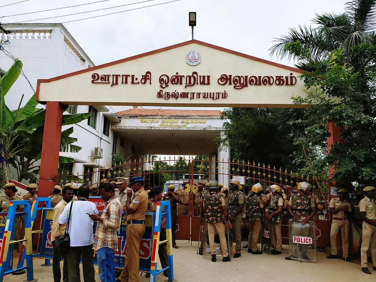 'அதிமுக சார்பில் ஒருத்தர்கூட பதவியில் இருக்கக் கூடாது!' -செந்தில் பாலாஜியின் அடுத்த `கரூர் ஸ்கெட்ச்’