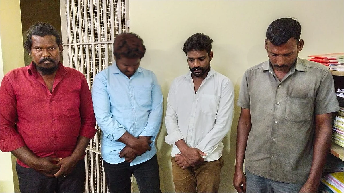 கைது செய்யப்பட்ட நபர்கள்