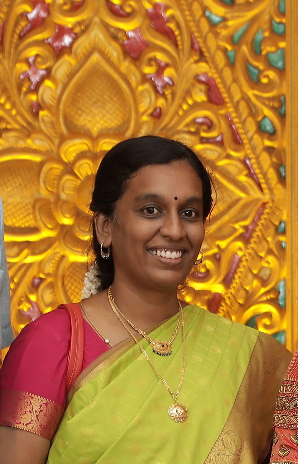 முத்துலட்சுமி மாதவகிருஷ்ணன்