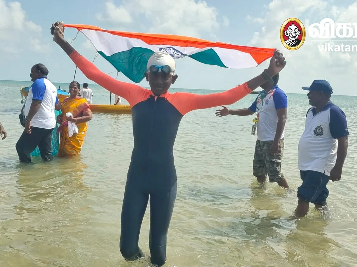 `இலங்கையில் கடல்நீர் உள்வாங்கியது சவாலாக இருந்தது!' - 56 கி.மீ நீந்தி 14 வயது சிறுவன் உலக சாதனை