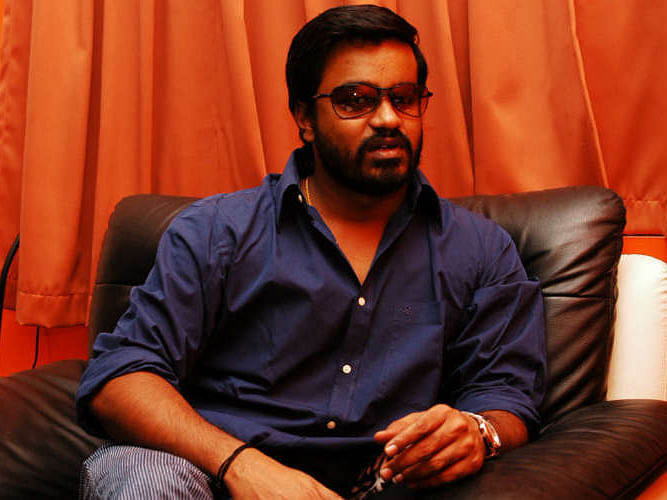 கனா காணும் காலங்கள் - செல்வராகவன்