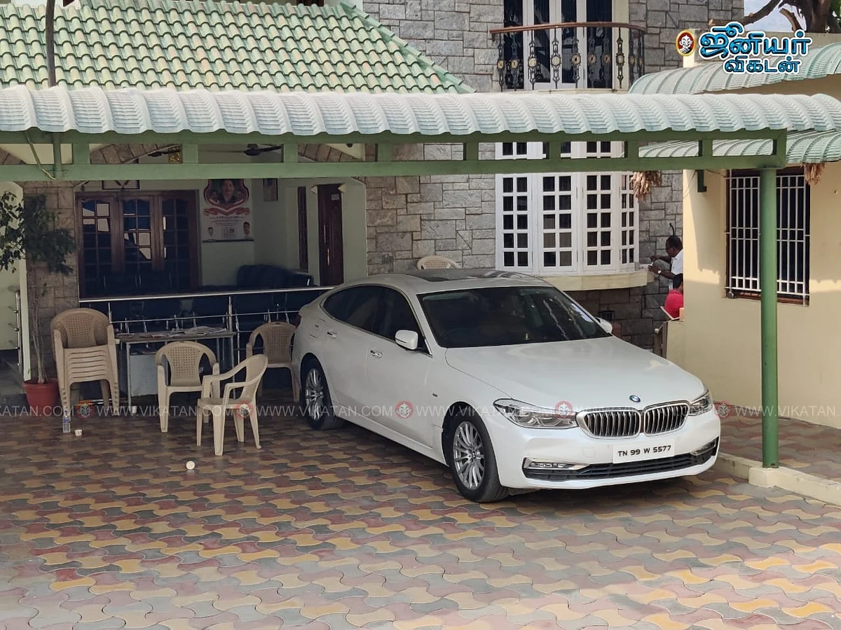 வேலுமணி ரெய்டு