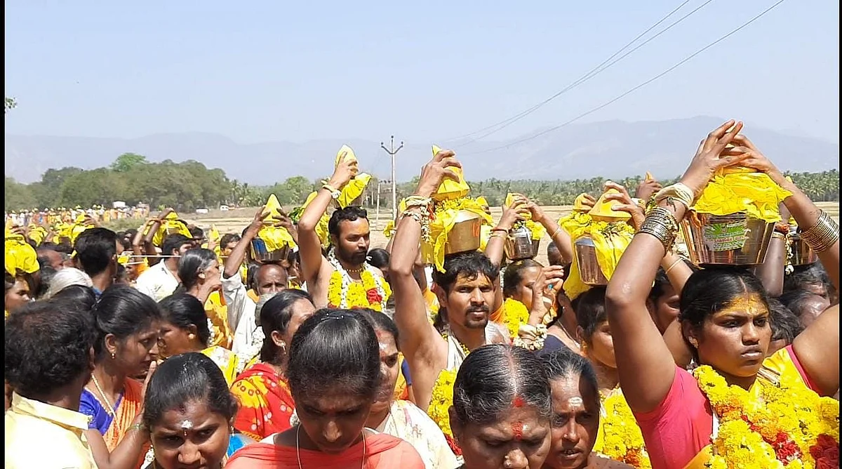பால்குடம் எடுத்தல்