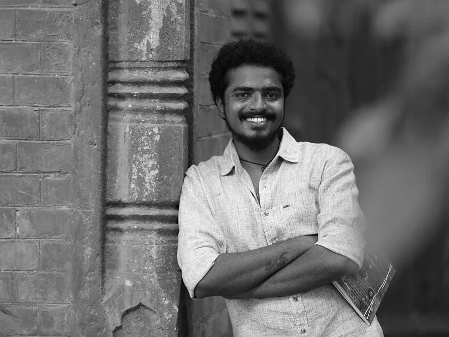 “பிறப்பு-இறப்பு என்னும் காலவெளியில் நிகழ்கிற பரிமாற்றங்கள்தான் ‘ஈத்து’ ” - முத்துராசா குமார்