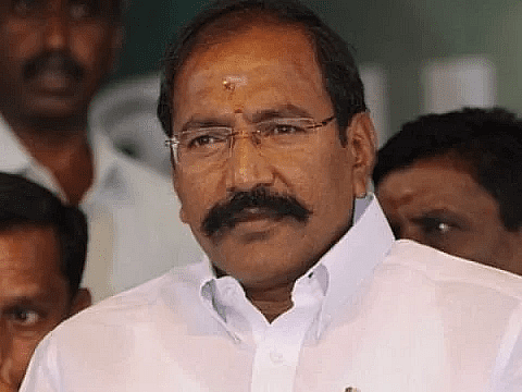 சசிகலா குறித்த கேள்வி... பேட்டியை முடித்துக் கொண்டு கிளம்பிய தங்கமணி!