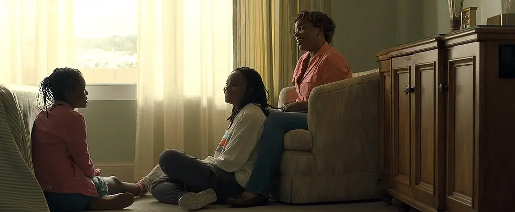 Aunjanue Ellis
