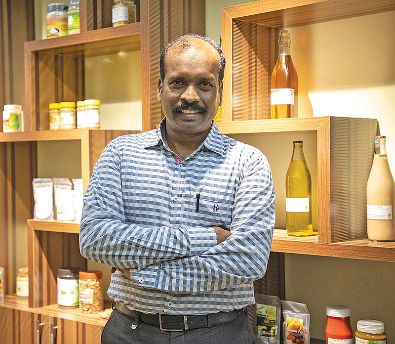 சுரேஷ் குமார்