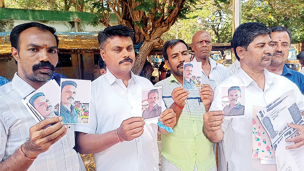 நூற்றுக்கு 10 ரூபாய் வட்டி... கோவா, சிங்கப்பூர் இன்பச் சுற்றுலா... ரூ.100 கோடி ரூபாய் அபேஸ்...
