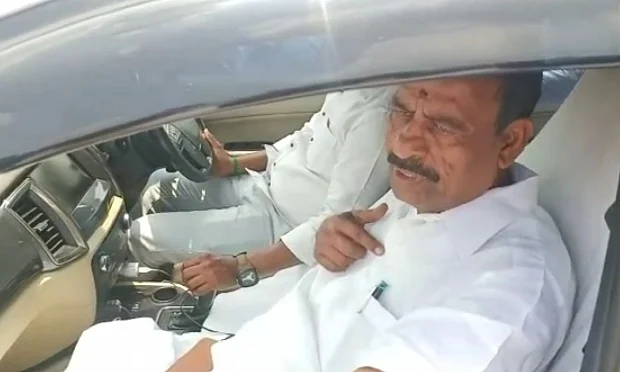 சம்பவ இடத்தில் ஓ.எஸ்.மணியன்
