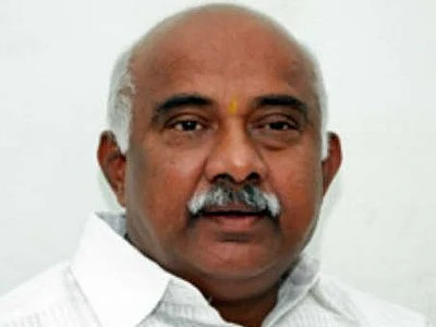 ``கர்நாடக அரசு ஆர்.எஸ்.எஸ் அமைப்புக்குச் சொந்தமானதல்ல..!" - பாஜக தலைவர் விஸ்வநாத்