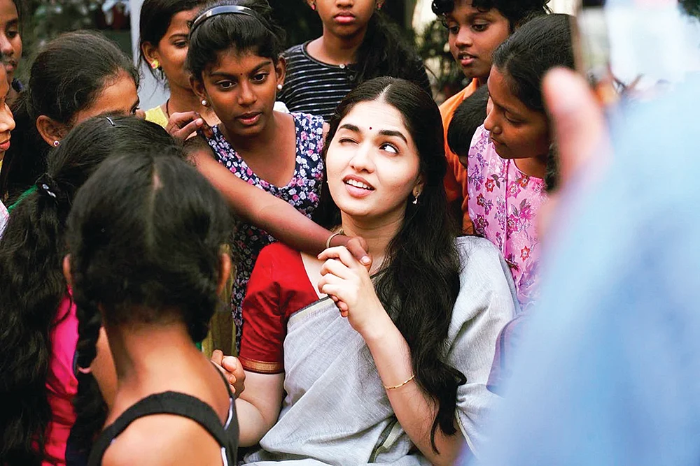 Sunainaa: மழலை மொழி!
