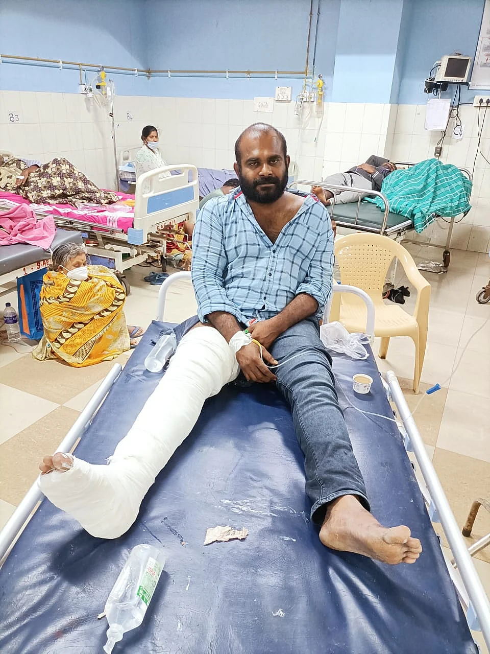 ரௌடிகள் பள்ளத்தில் விழுந்த சம்பவம்