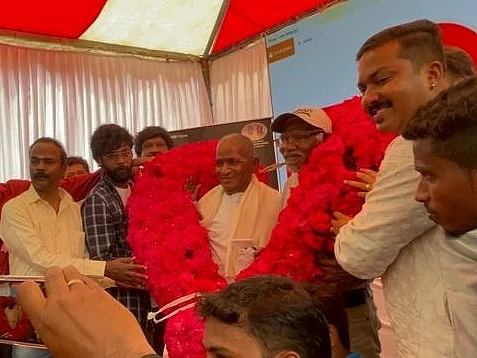"ஒரே ஒரு பாரதிராஜாதான், ஒரே ஒரு இளையராஜாதான்!" - இசைஞானியின் கலகல பேச்சு