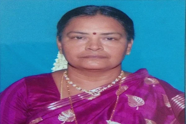 கூட்டணிக் கட்சியை எதிர்த்து போட்டியிட்டு வென்ற சித்ரா
