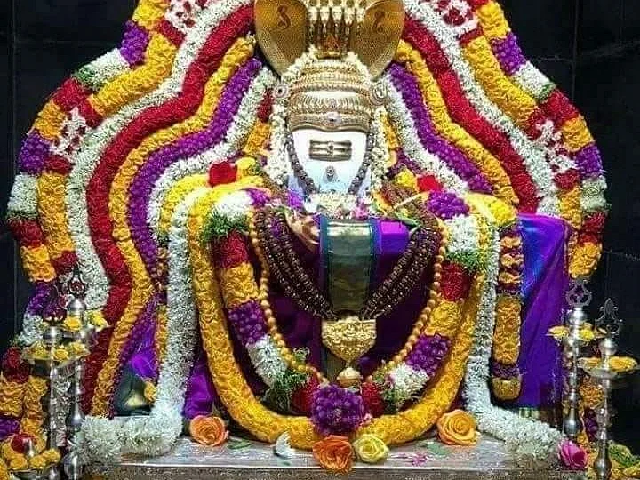 கடன் தீர வேண்டுமா? - 'ருணவிமோசன பிரதோஷ நாளான இன்று (29.3.2022) நந்தியம் பெருமானை வழிபடலாம் !