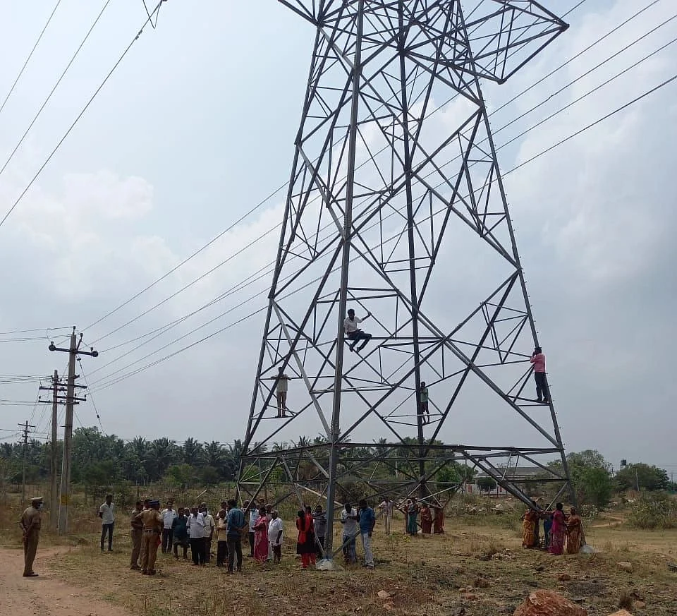 உயர்மின் கோபுரம் போராட்டம்
